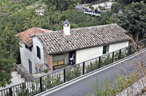 Image #: 15417342 A view of the house where British student Meredith Kercher was killed in November 2007, in Perugia September 22, 2011. Kercher was found half-naked lying in a pool of blood with her throat cut in the house she shared with Amanda Knox, her former Italian boyfriend Raffaele Sollecito and Ivorian Rudy Guede. They were convicted and jailed in 2009 for the murder. REUTERS/Giorgio Benvenuti (ITALY - Tags: CRIME LAW) REUTERS/Giorgio Benvenuti /LANDOV